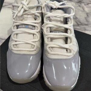 Jordan retro 11 lows